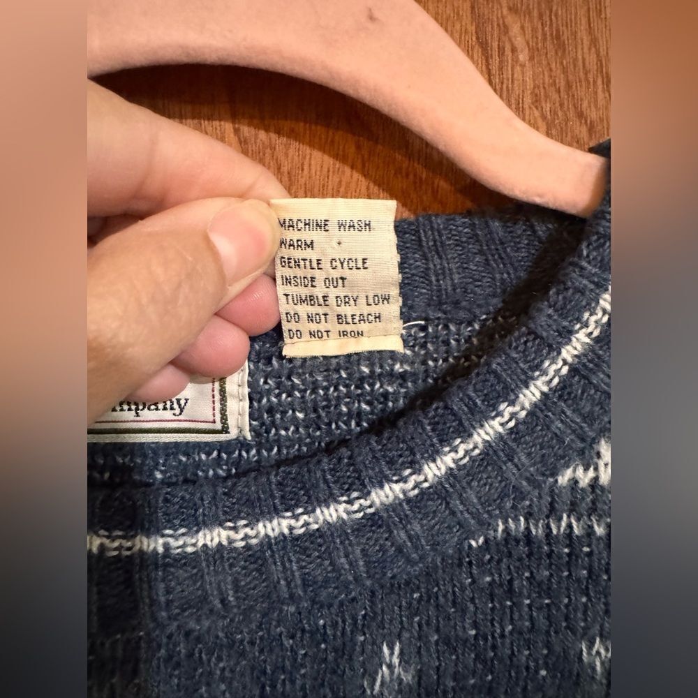 Bugle Boy Vintage blue and white sweater size L - Picture 6 of 8